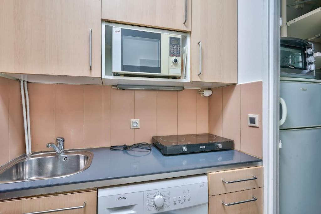 Ferienwohnung Cosy Studio In The Center Of Clichy Exterior foto